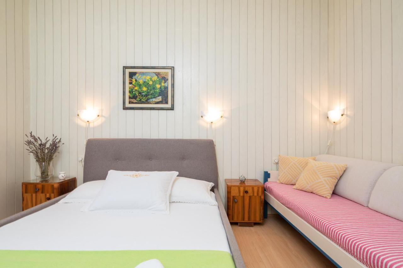 Beach House Lemonade Apartment เยเซนิเซ ภายนอก รูปภาพ